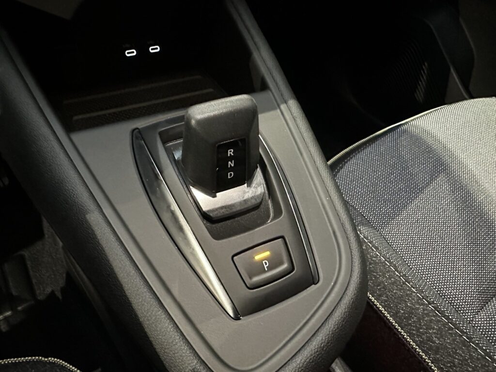 Renault Captur Exposé-Bild 42