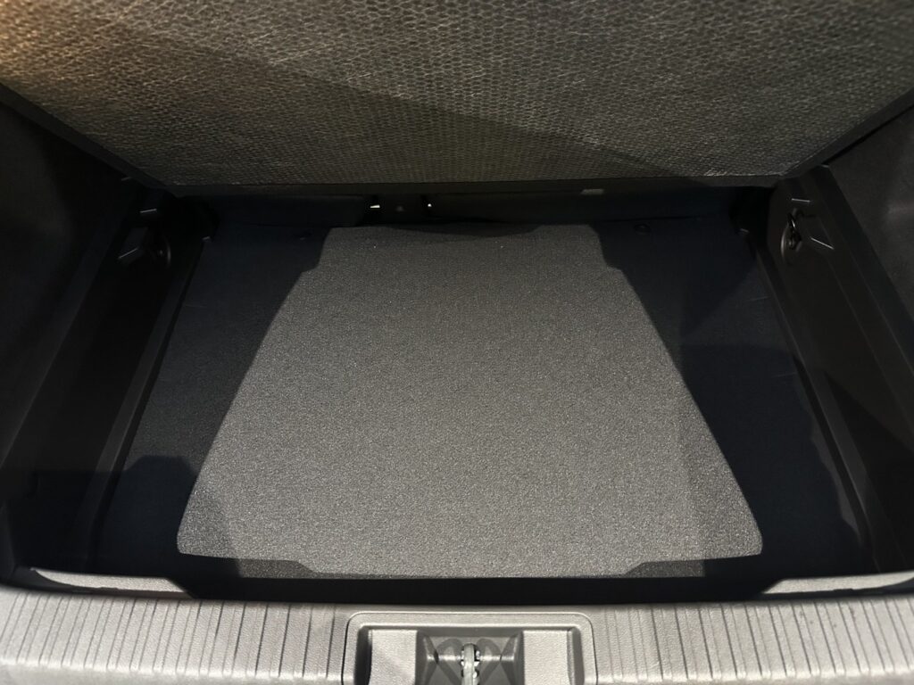 Renault Captur Exposé-Bild 49