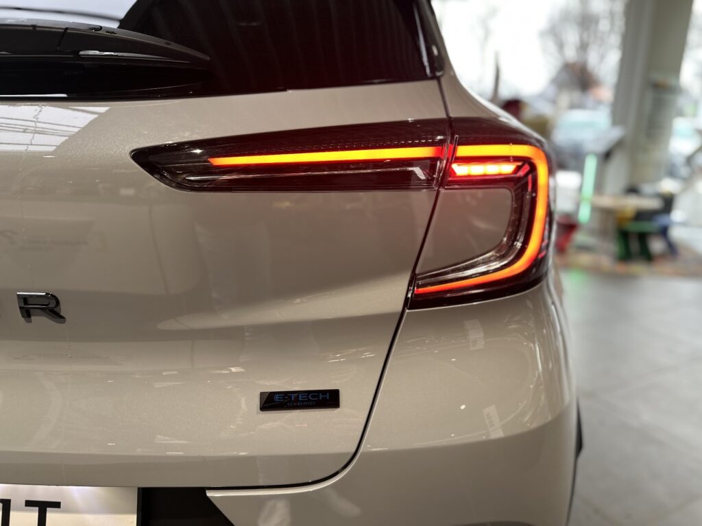 Renault Captur Exposé-Bild 13