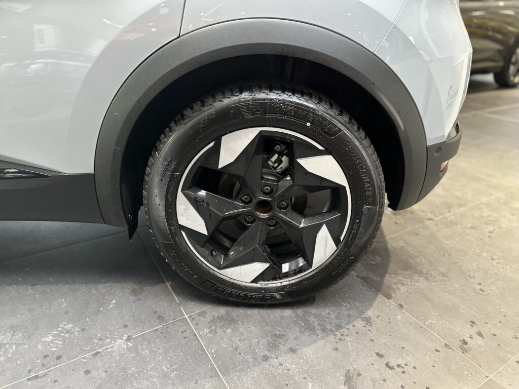 Renault Captur Exposé-Bild 22