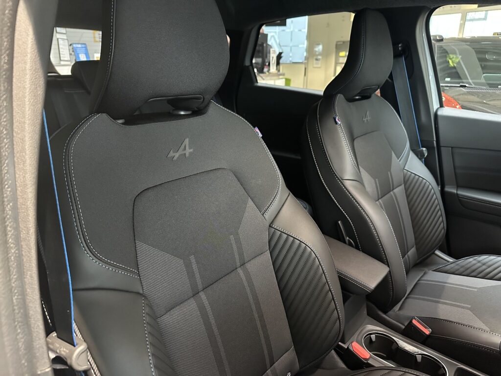 Renault Captur Exposé-Bild 27