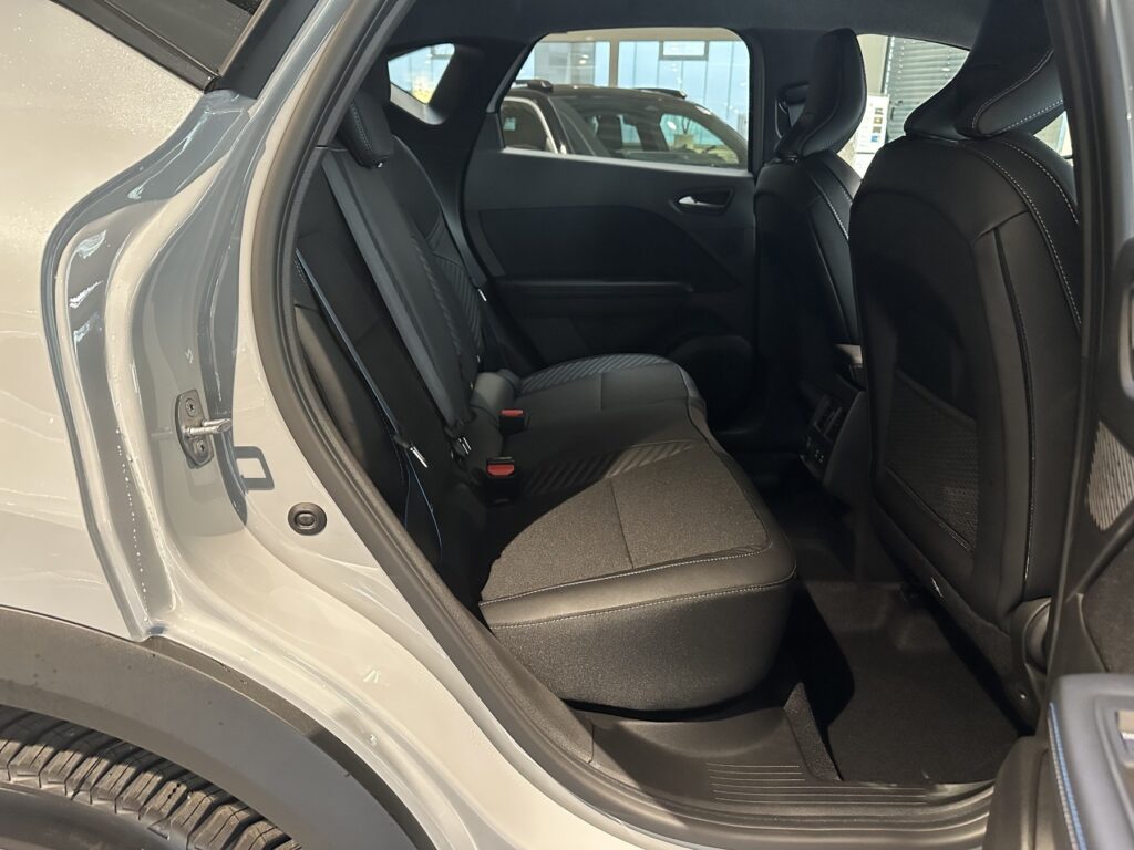 Renault Captur Exposé-Bild 28