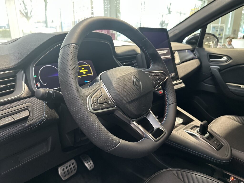 Renault Captur Exposé-Bild 35