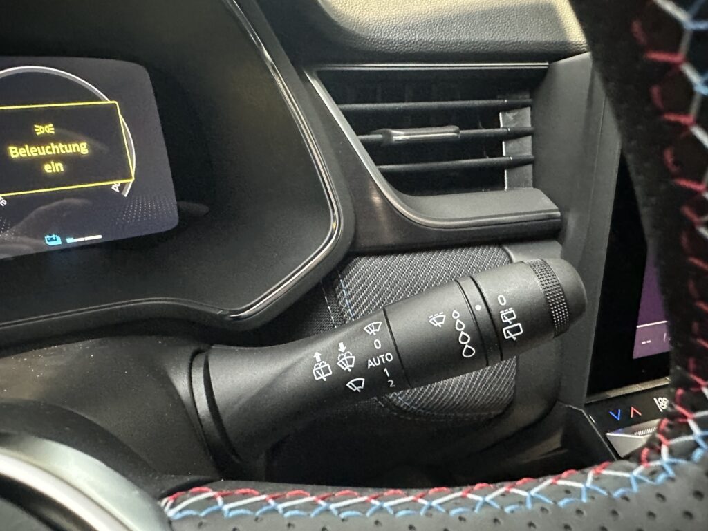 Renault Captur Exposé-Bild 40