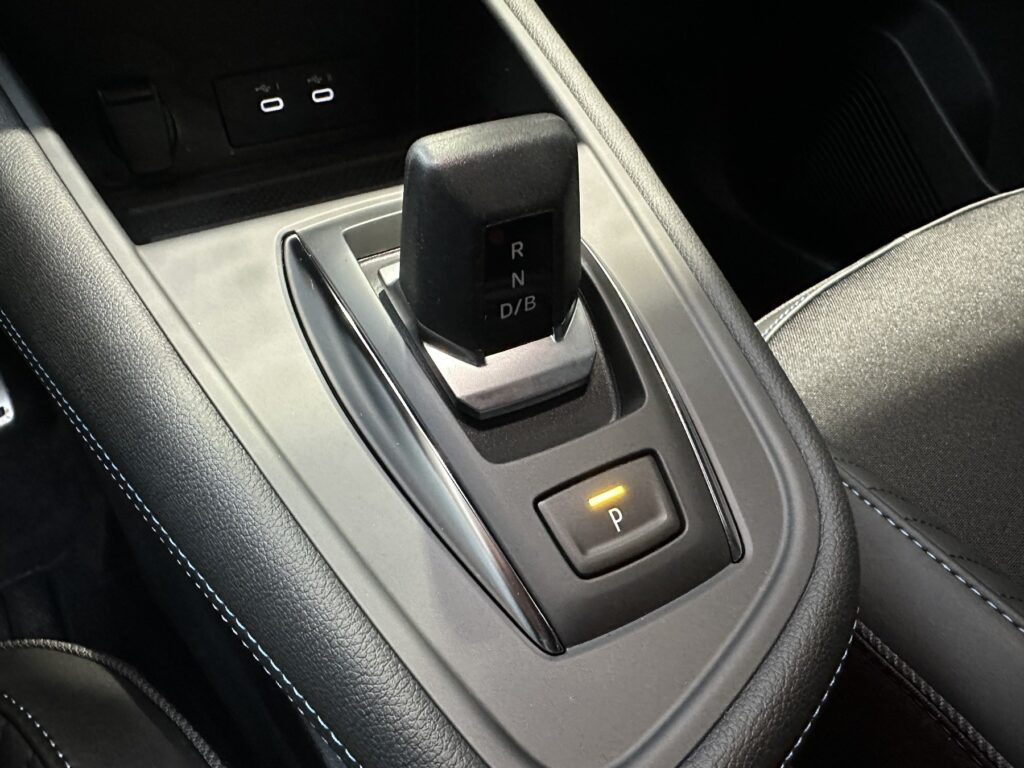 Renault Captur Exposé-Bild 48