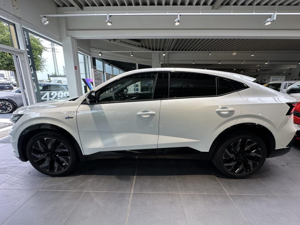 Renault Rafale Exposé-Bild 28