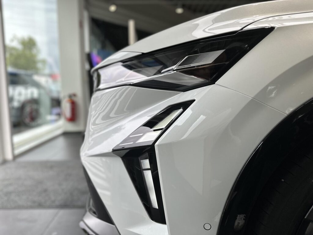 Renault Rafale Exposé-Bild 4