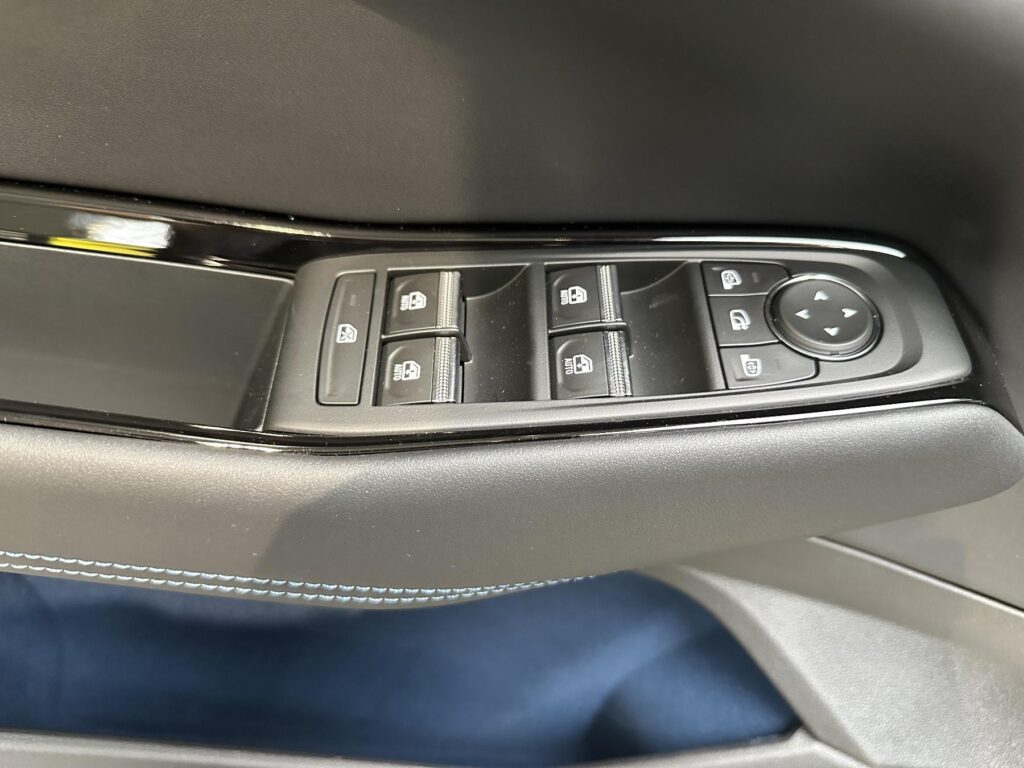 Renault Rafale Exposé-Bild 30