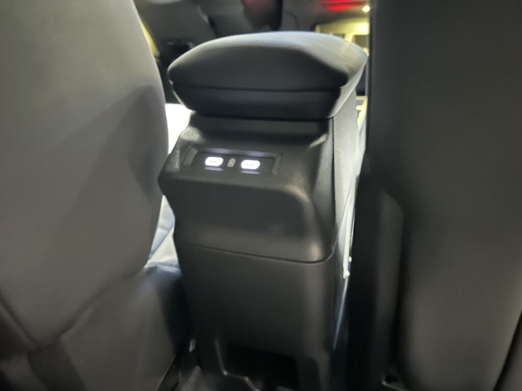 Renault R 4 Exposé-Bild 14