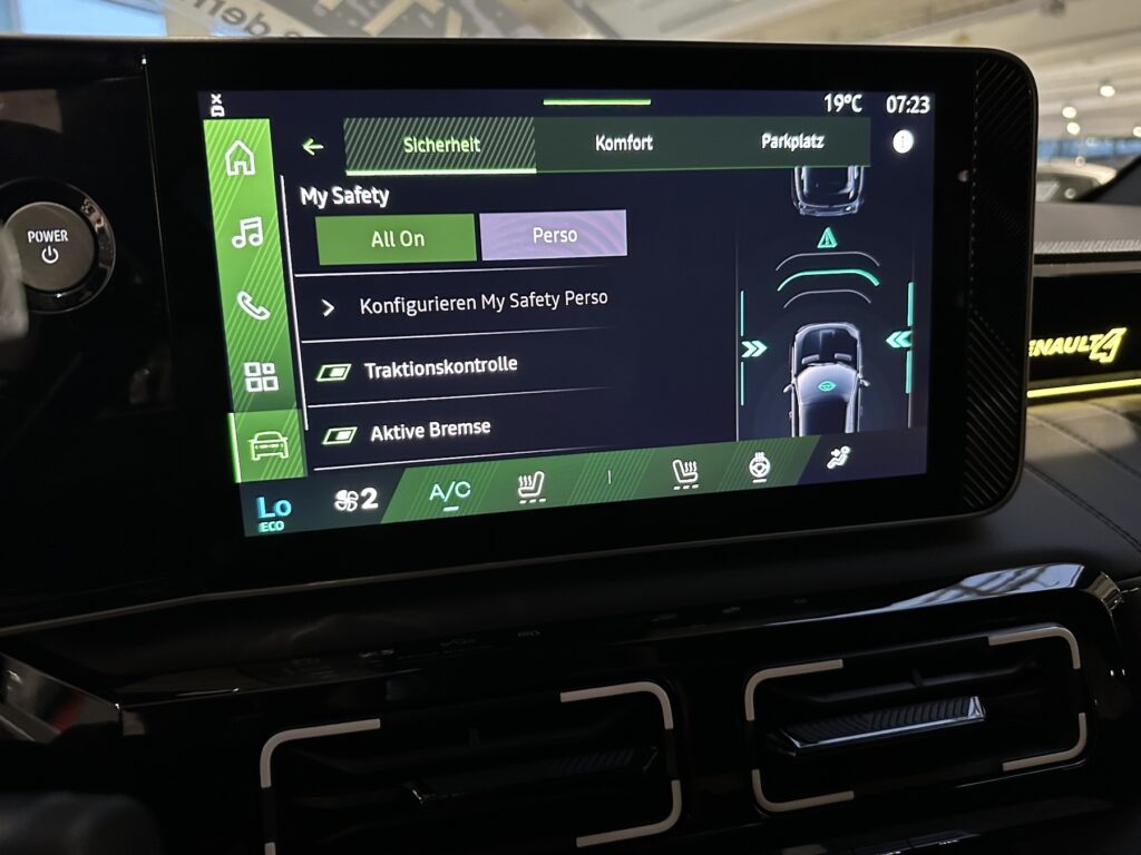 Renault R 4 Exposé-Bild 39