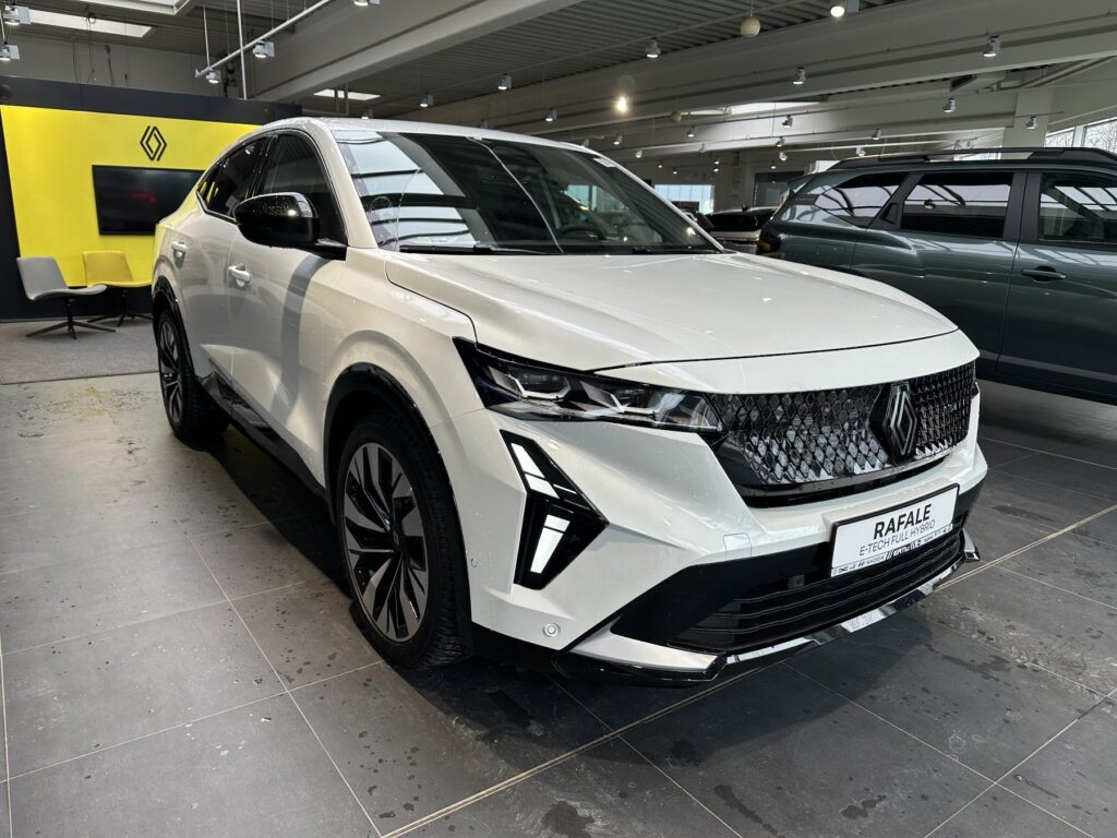 Renault Rafale Exposé-Bild 5