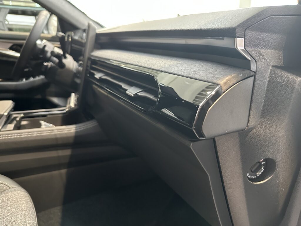 Renault Rafale Exposé-Bild 9