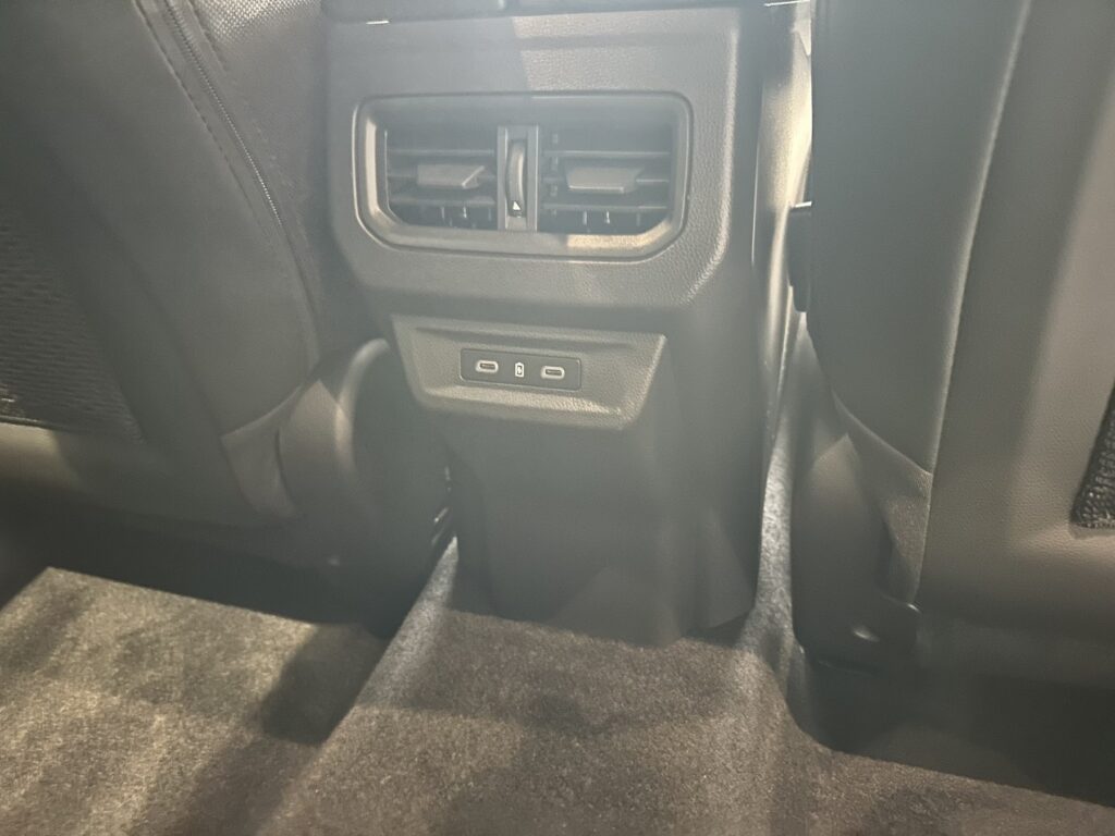 Renault Rafale Exposé-Bild 15