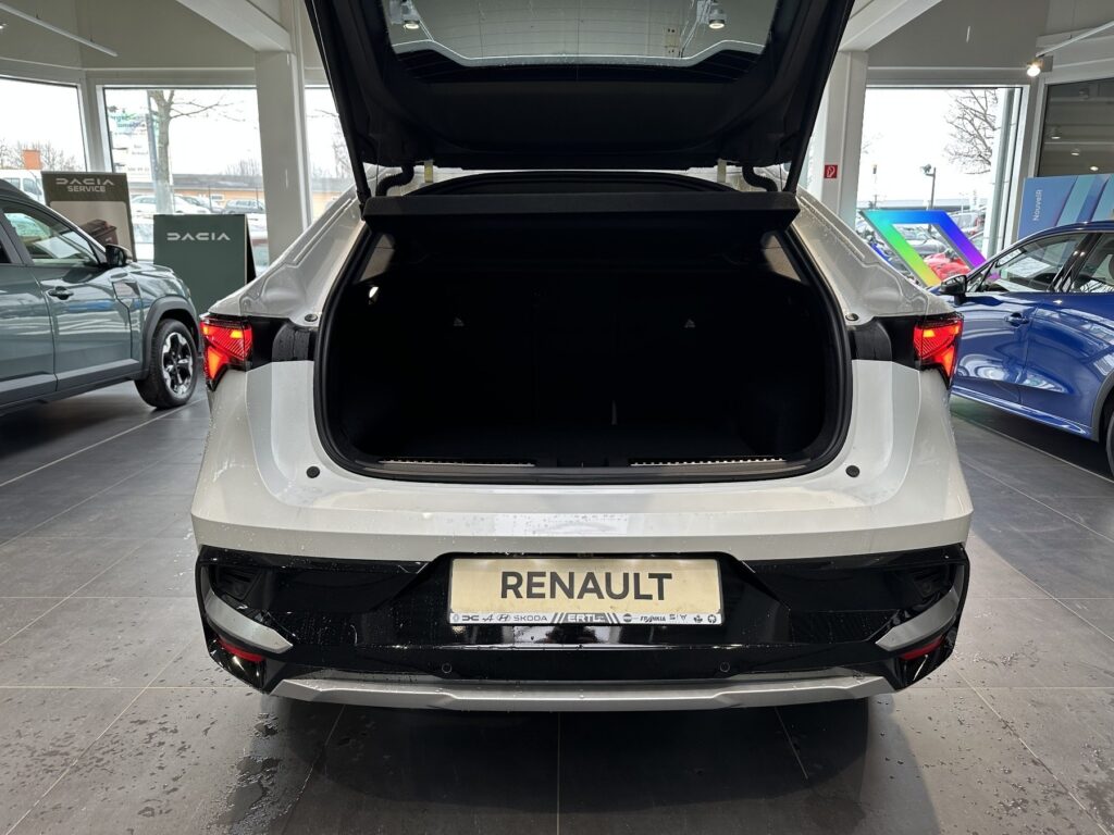 Renault Rafale Exposé-Bild 23