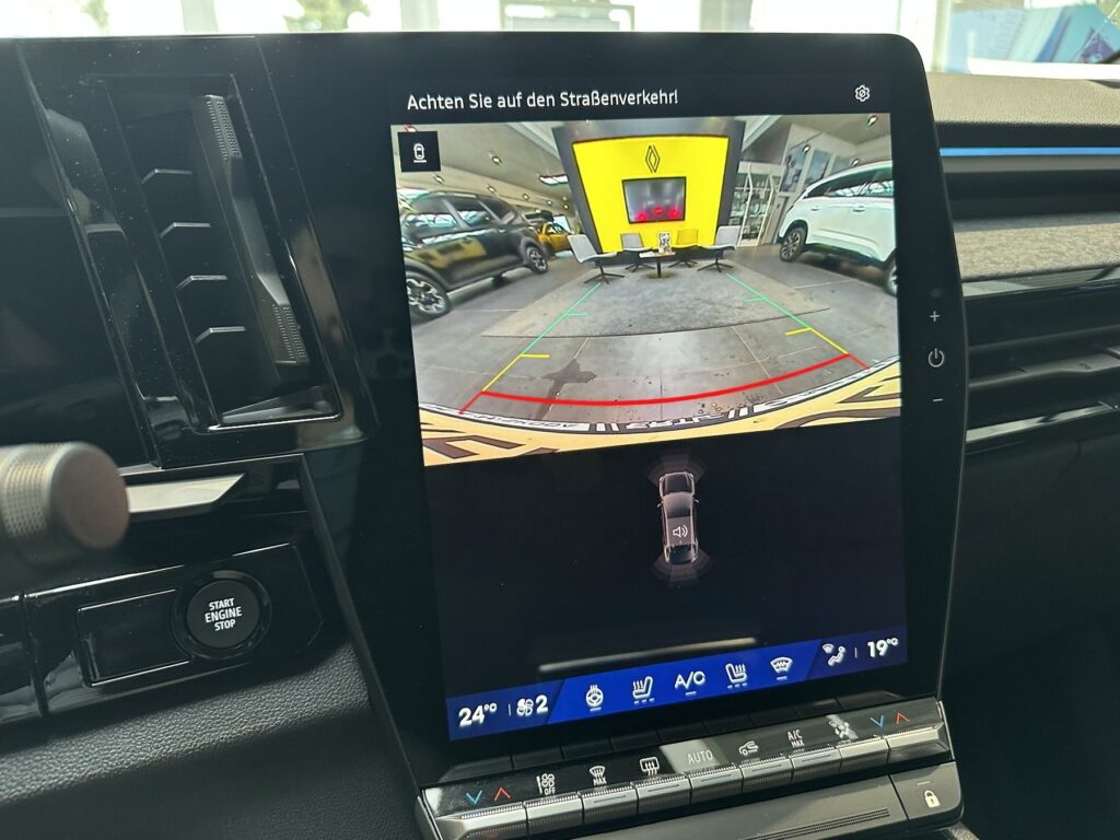 Renault Rafale Exposé-Bild 42