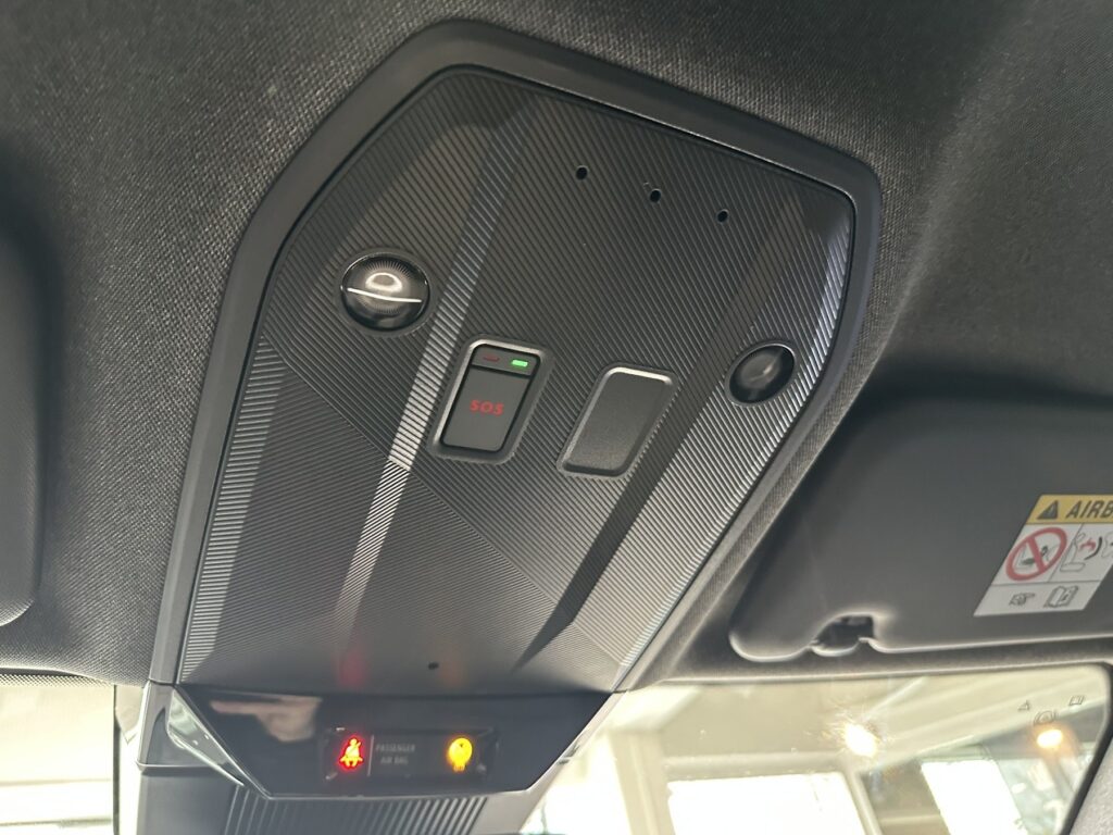 Renault Rafale Exposé-Bild 46