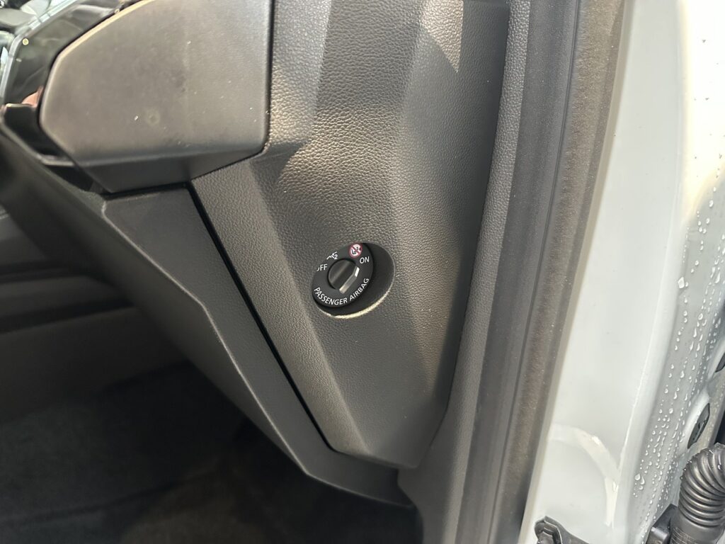 Renault Rafale Exposé-Bild 10