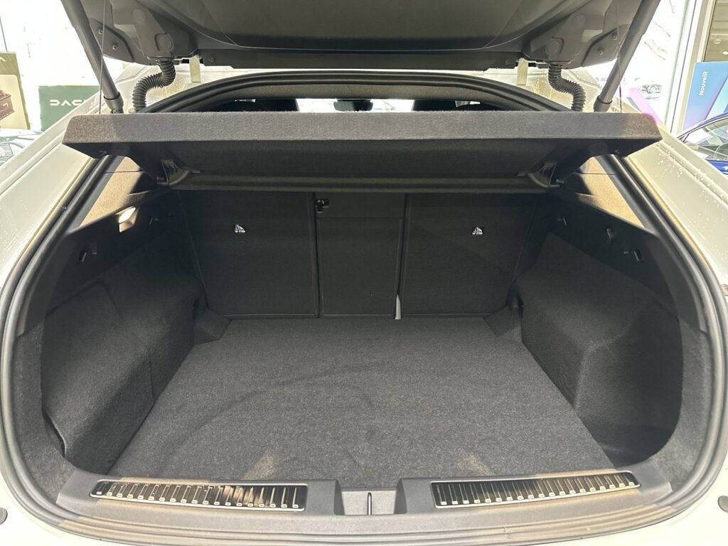 Renault Rafale Exposé-Bild 24