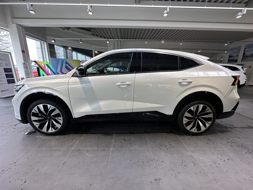 Renault Rafale Exposé-Bild 27