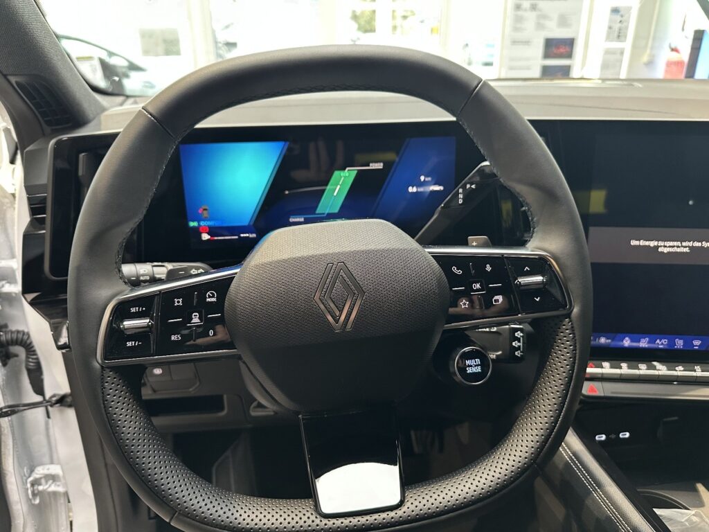 Renault Rafale Exposé-Bild 34