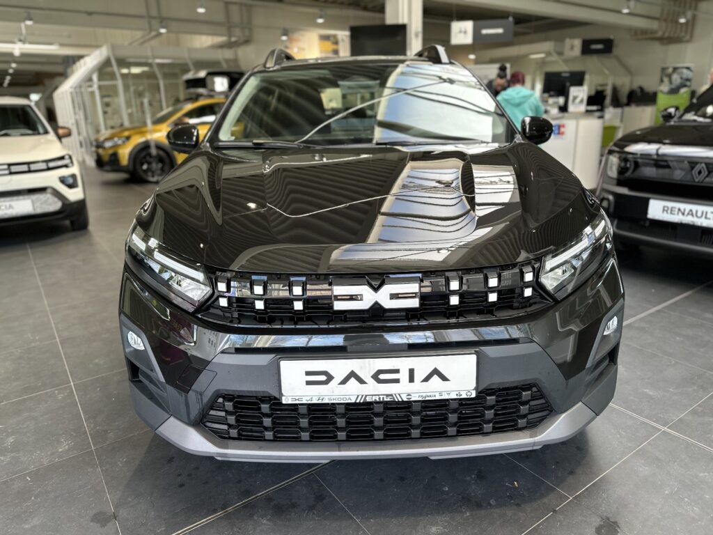 Dacia Sandero Exposé-Bild 2