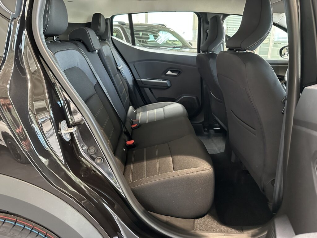 Dacia Sandero Exposé-Bild 15