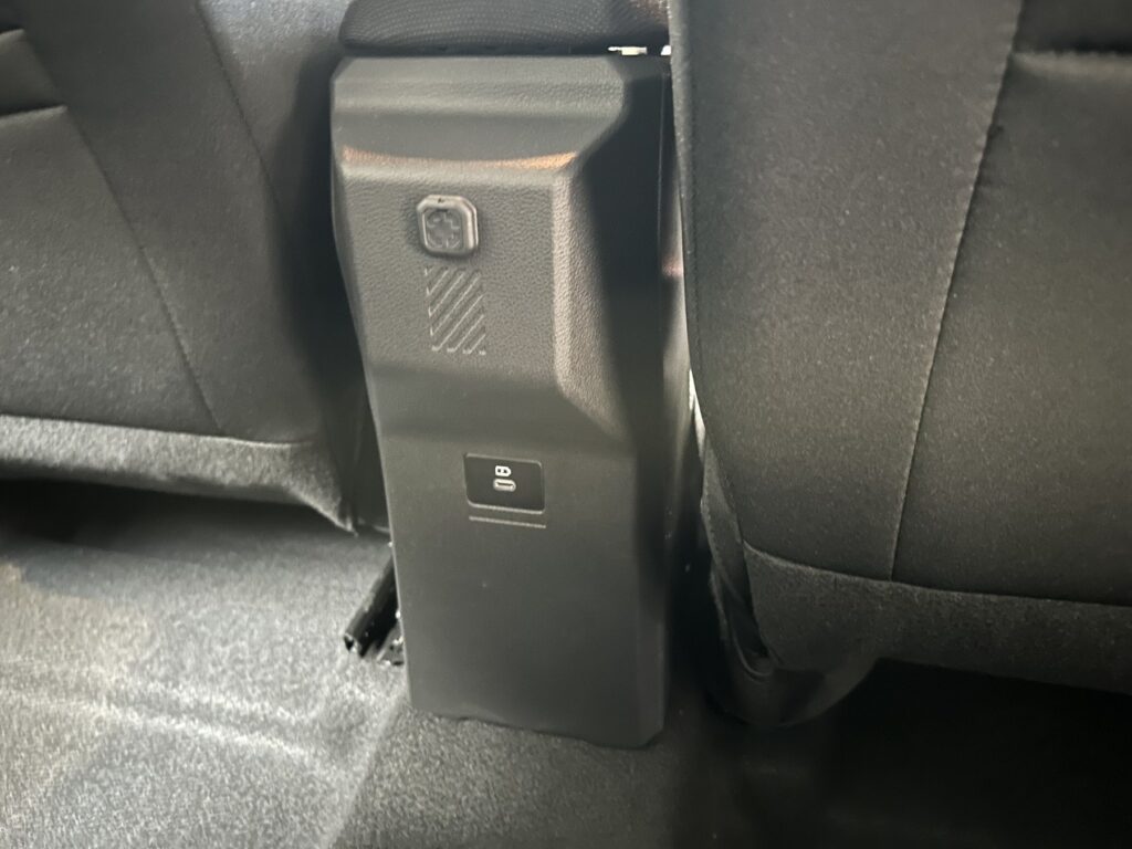 Dacia Sandero Exposé-Bild 17