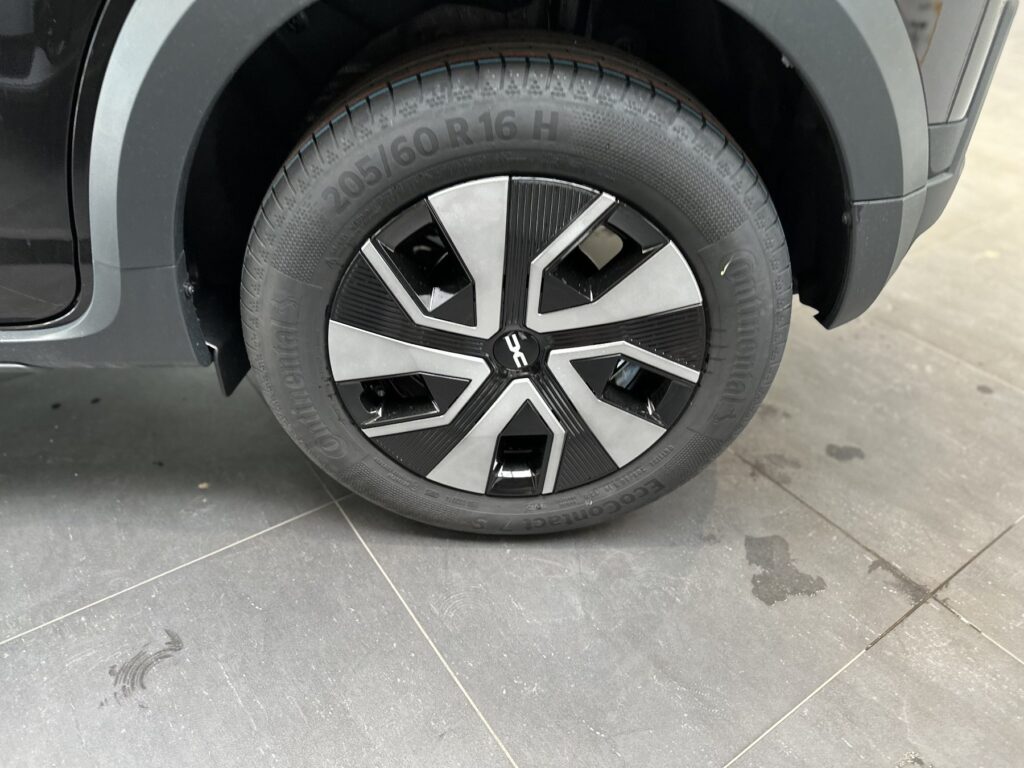 Dacia Sandero Exposé-Bild 28