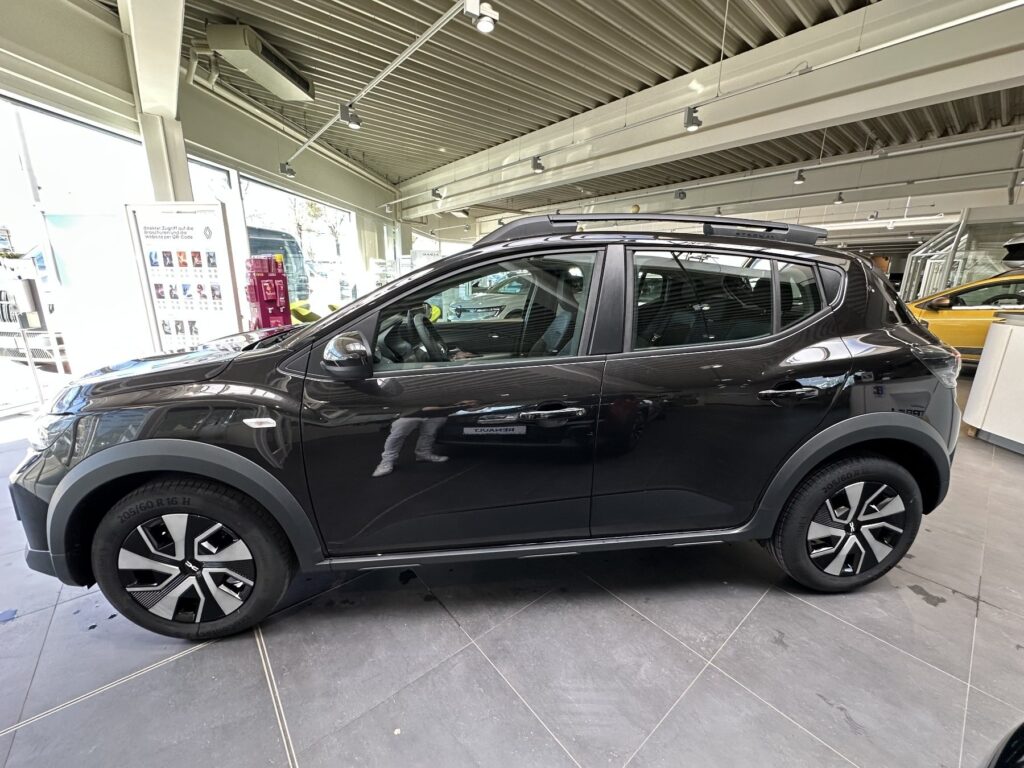 Dacia Sandero Exposé-Bild 29