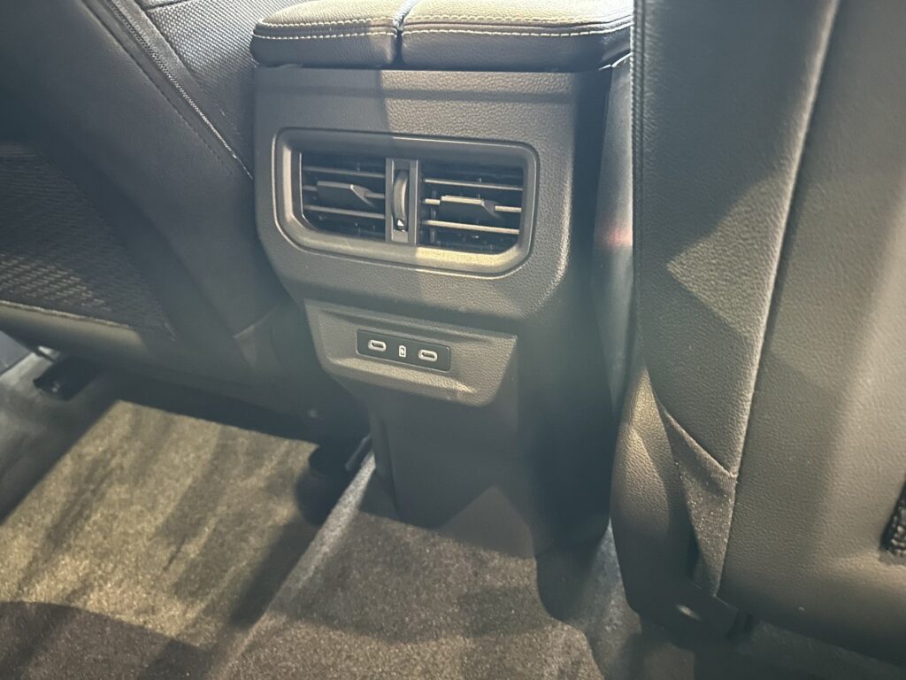 Renault Austral Exposé-Bild 29