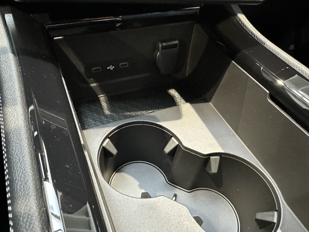 Renault Austral Exposé-Bild 49