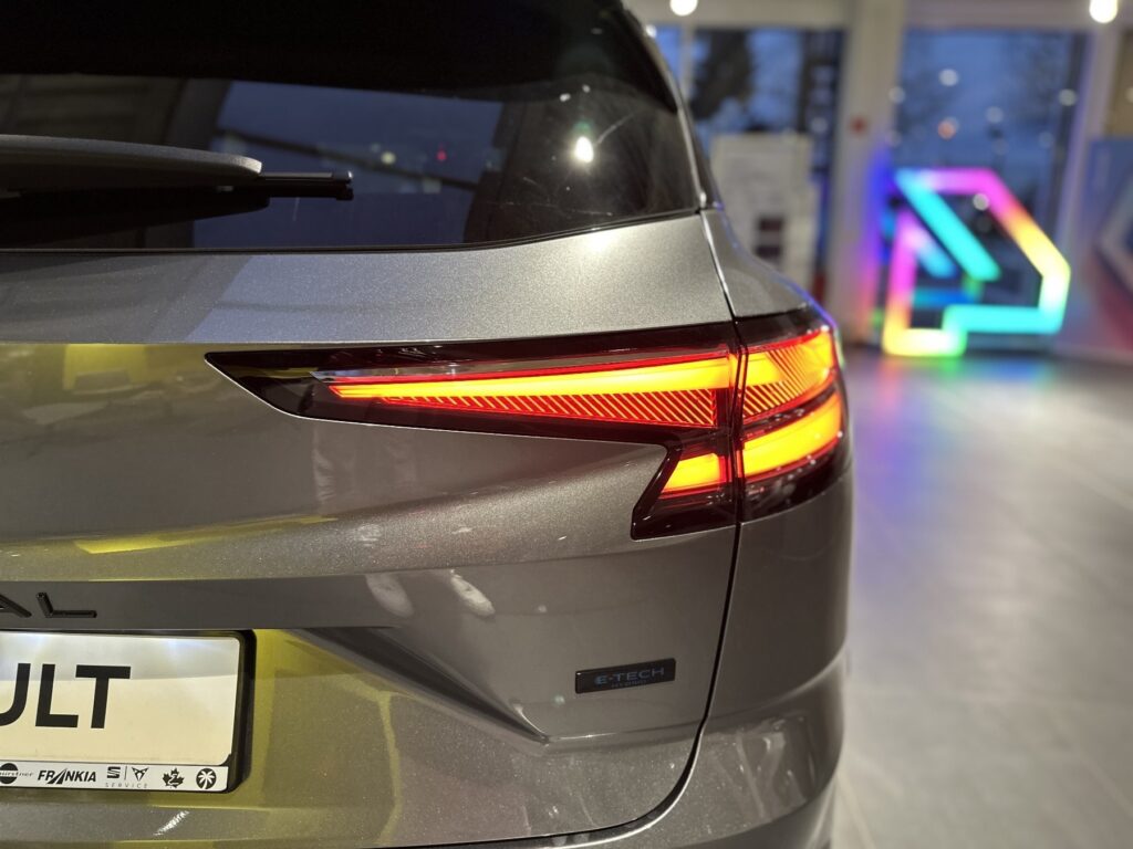 Renault Austral Exposé-Bild 12