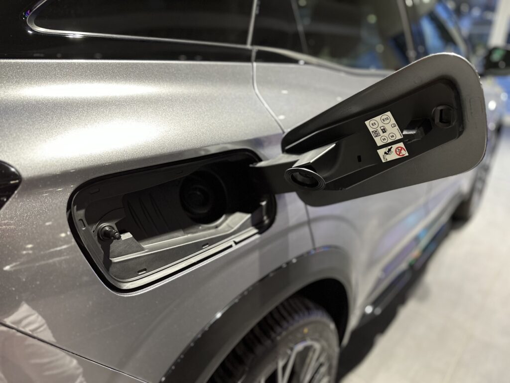 Renault Austral Exposé-Bild 31