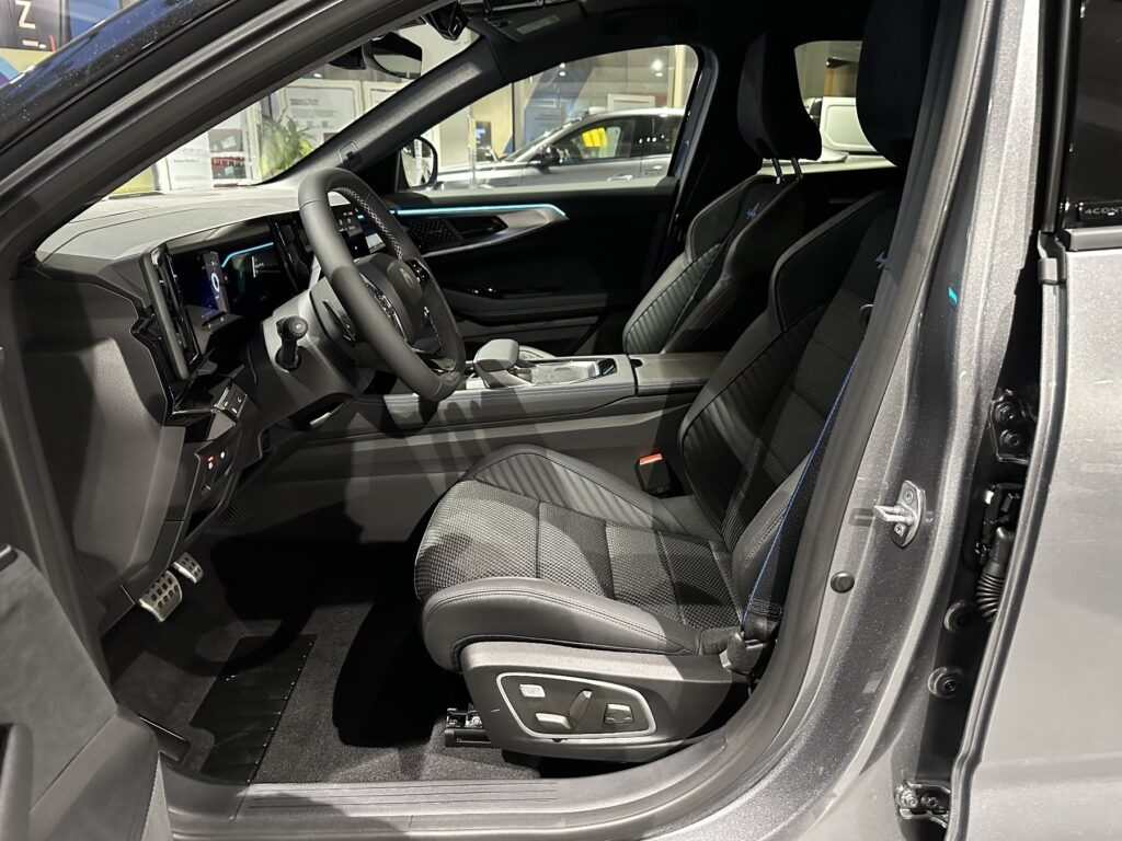 Renault Austral Exposé-Bild 32