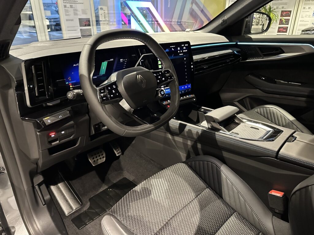 Renault Austral Exposé-Bild 35