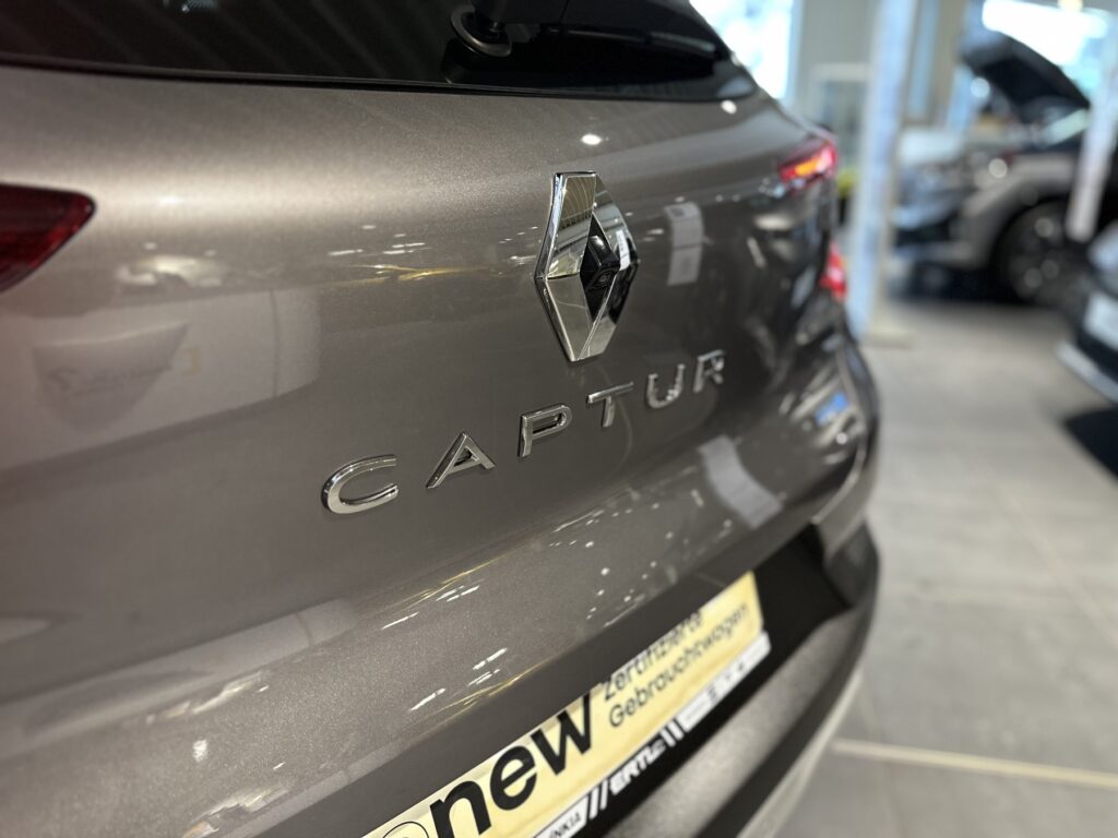 Renault Captur Exposé-Bild 13