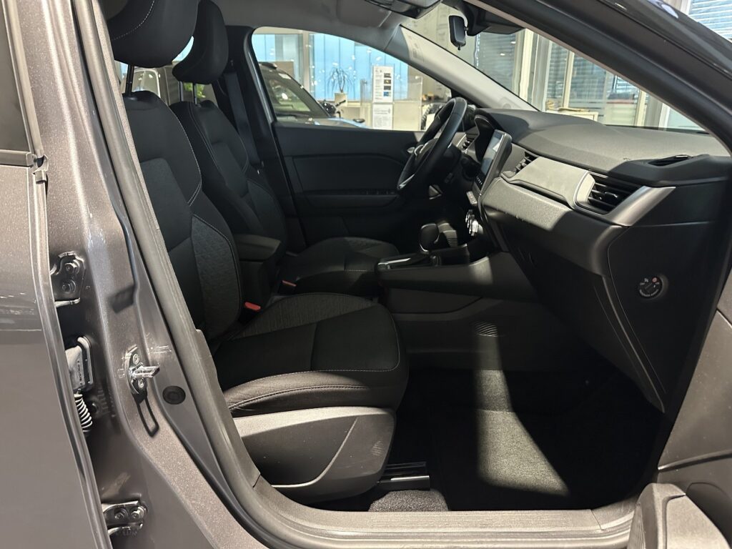 Renault Captur Exposé-Bild 21