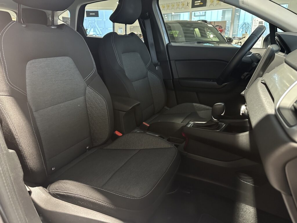 Renault Captur Exposé-Bild 24