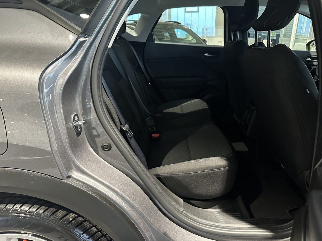 Renault Captur Exposé-Bild 25