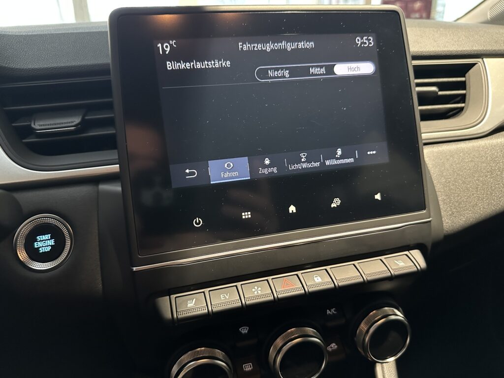 Renault Captur Exposé-Bild 43