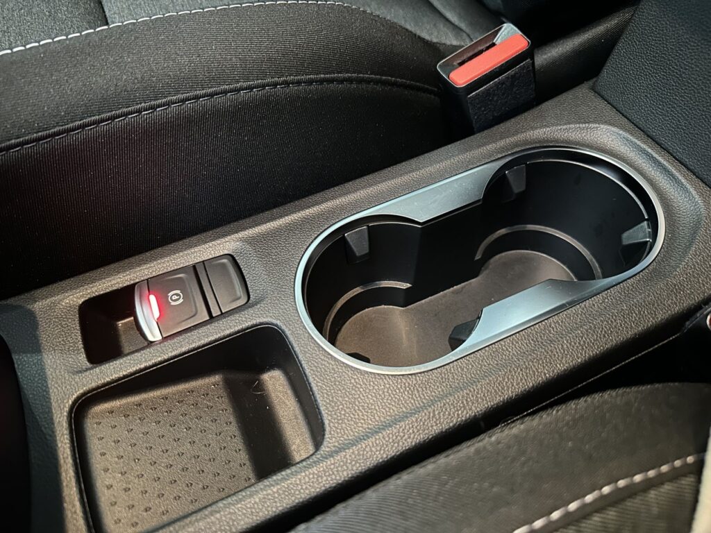 Renault Captur Exposé-Bild 48