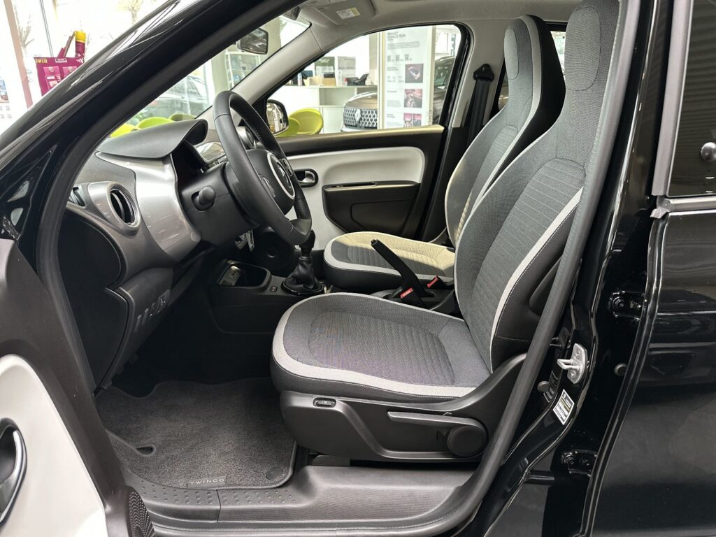 Renault Twingo Exposé-Bild 28