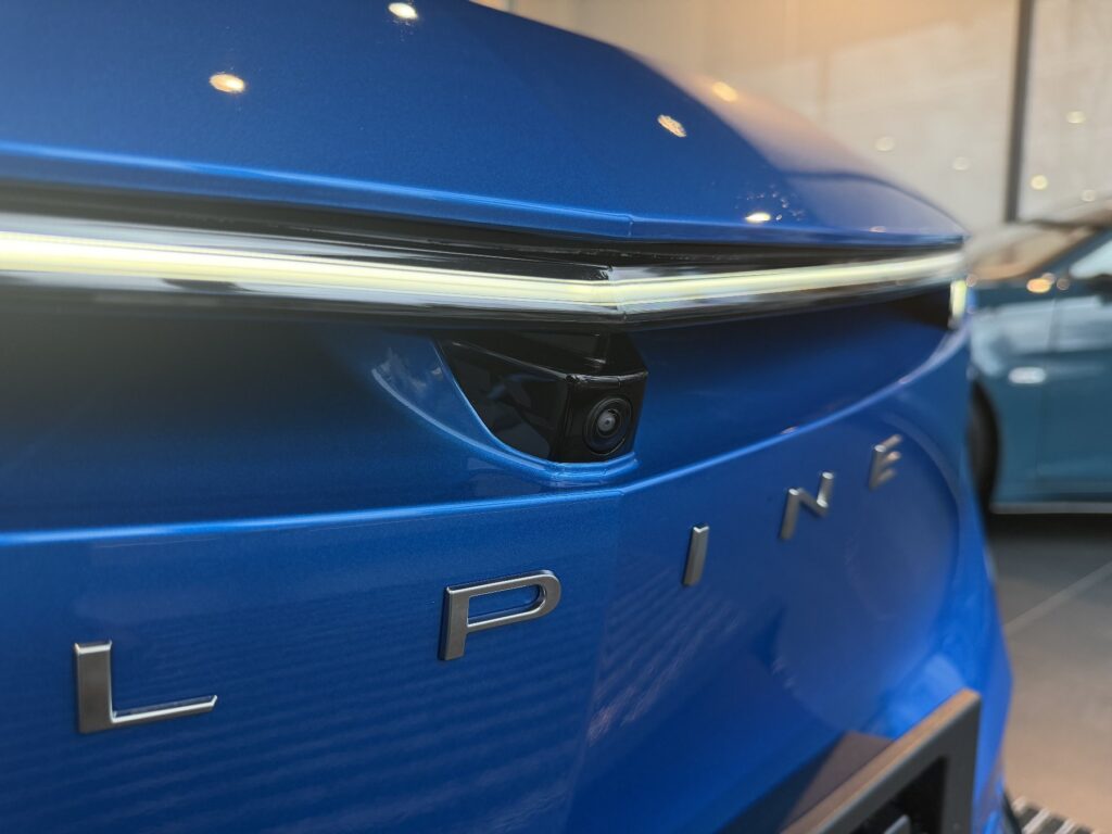 Alpine A390 Exposé-Bild 8