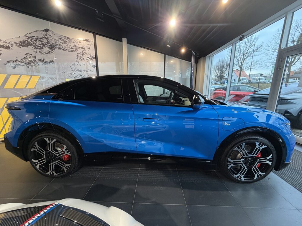 Alpine A390 Exposé-Bild 11