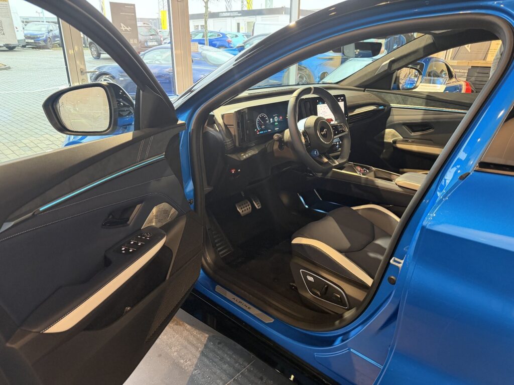 Alpine A390 Exposé-Bild 13