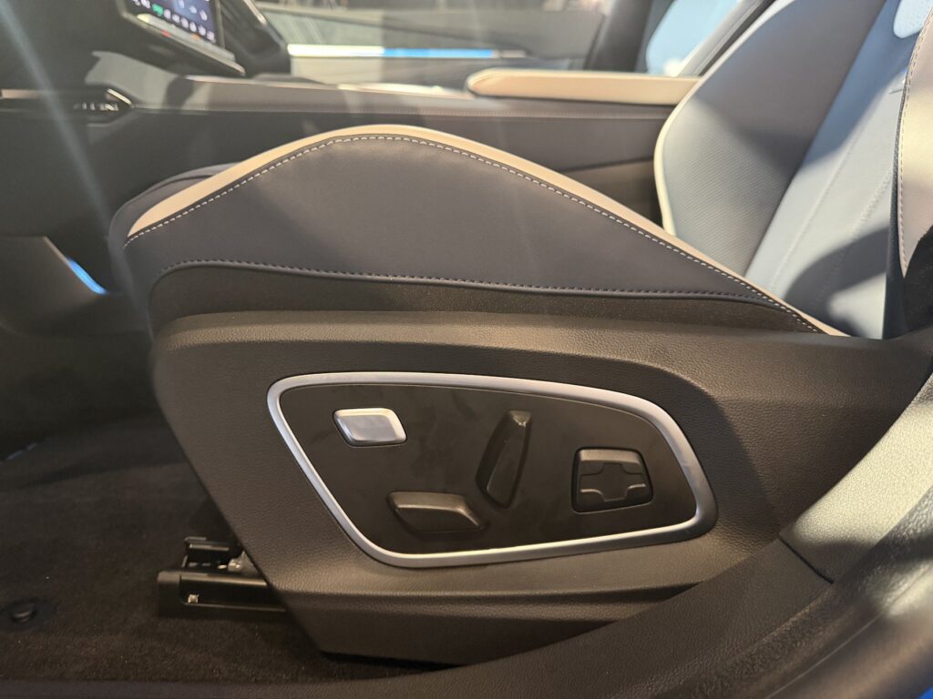 Alpine A390 Exposé-Bild 15