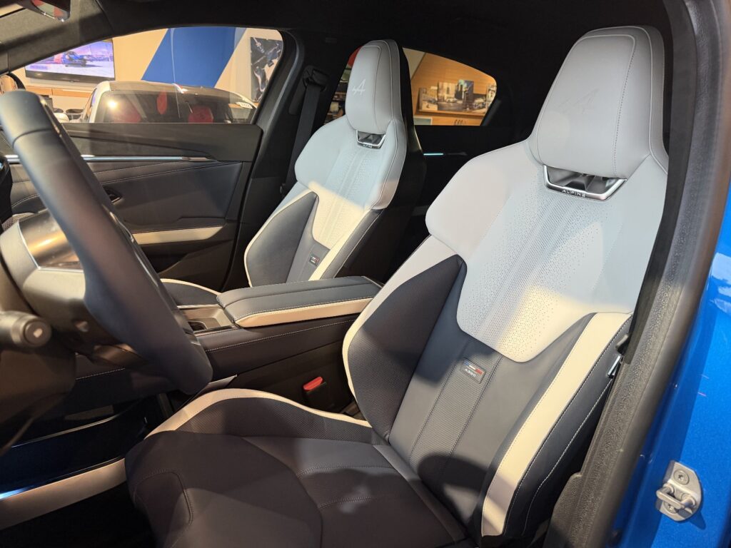 Alpine A390 Exposé-Bild 16