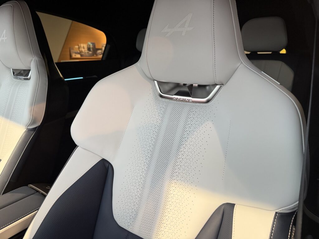 Alpine A390 Exposé-Bild 18