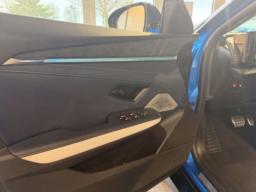 Alpine A390 Exposé-Bild 19