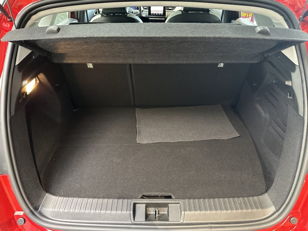 Renault Captur Exposé-Bild 13